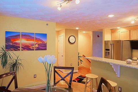 97 Sylvan St #4, Danvers, MA 01923 photo 7