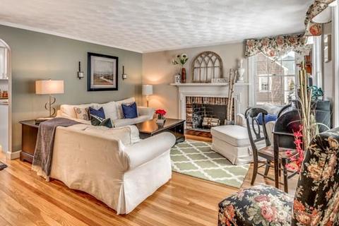 42 Summer Ave, Reading, MA 01867 photo 4