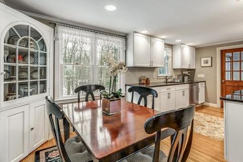 42 Summer Ave, Reading, MA 01867 photo 10