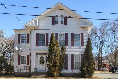 11 Charles St, Danvers, MA 01923 photo 2