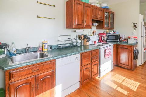 11 Charles St, Danvers, MA 01923 photo 9