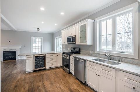 39 Clark St #B, Danvers, MA 01923 photo 6