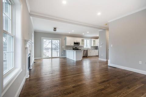 39 Clark St #B, Danvers, MA 01923 photo 8
