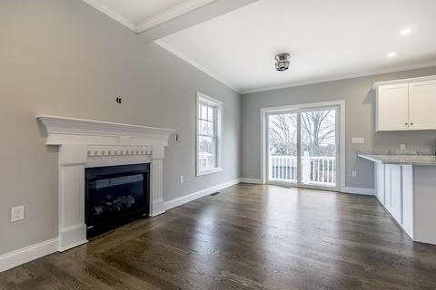 39 Clark St #B, Danvers, MA 01923 photo 10