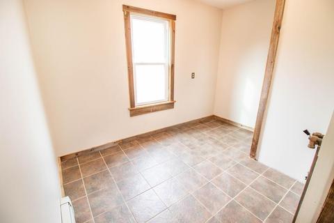 35 Robert St, Chicopee, MA 01020 photo 10