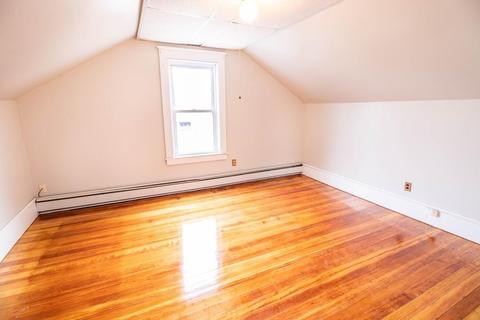 35 Robert St, Chicopee, MA 01020 photo 17