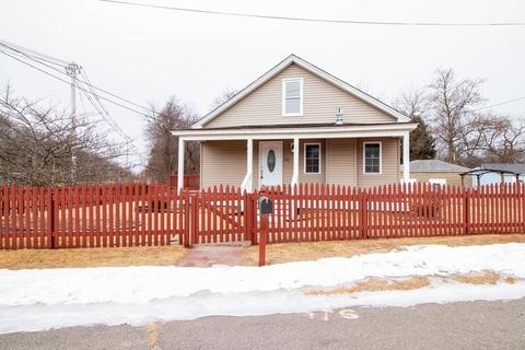 35 Robert St, Chicopee, MA 01020 photo 30