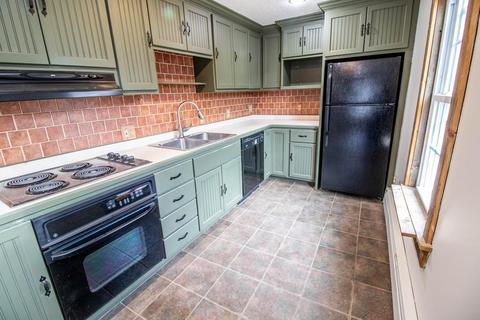 35 Robert St, Chicopee, MA 01020 photo 11
