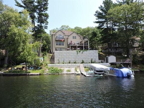 50 W Point Rd, Webster, MA 01570 photo 1