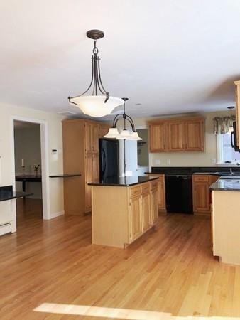 14 Field St, Maynard, MA 01754 photo 10