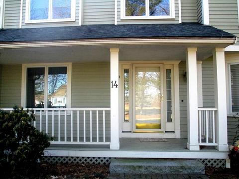 14 Field St, Maynard, MA 01754 photo 2