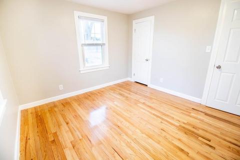 77 Claire St, Chicopee, MA 01020 photo 9