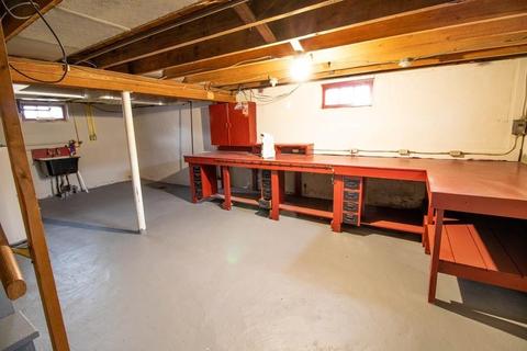 77 Claire St, Chicopee, MA 01020 photo 16