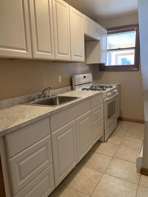 16 Platt St, Fall River, MA 02723 photo 8