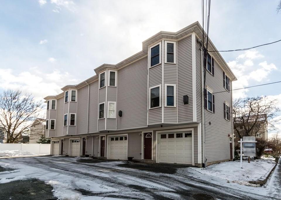  29 Bacon St #1, Waltham, MA 02451 photo 1