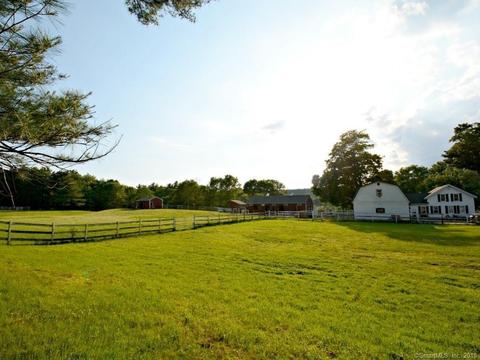 11 Mashapaug Rd, Union, CT 06076 photo 4