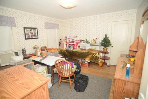 547 Springfield St, Chicopee, MA 01013 photo 14
