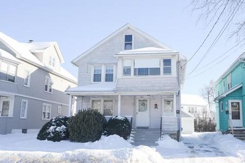 547 Springfield St, Chicopee, MA 01013 photo 3