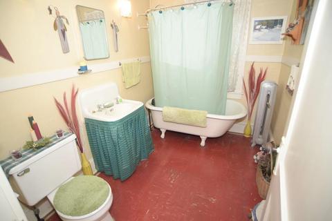 547 Springfield St, Chicopee, MA 01013 photo 12