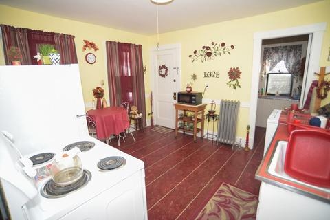 547 Springfield St, Chicopee, MA 01013 photo 9
