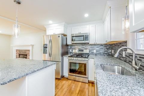 33 Florence Ave, Mashpee, MA 02649 photo 3