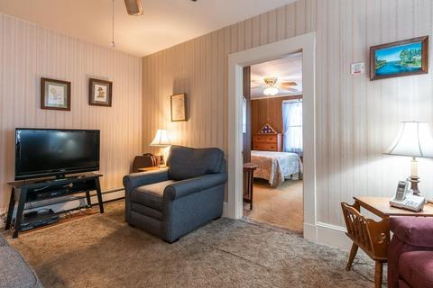 116 Spring St, Stoneham, MA 02180 photo 20
