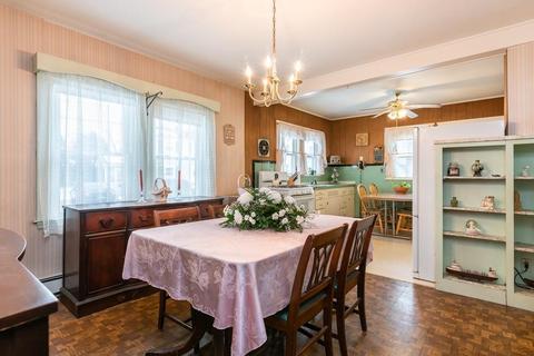 116 Spring St, Stoneham, MA 02180 photo 18