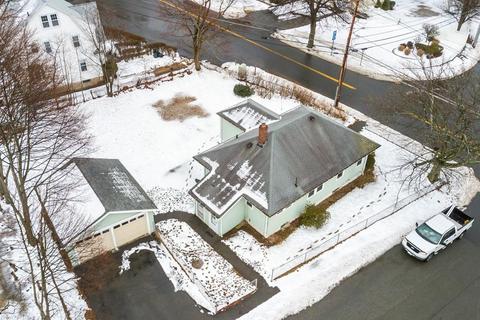 116 Spring St, Stoneham, MA 02180 photo 10