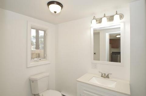 27 Doris Rd, Halifax, MA 02338 photo 8