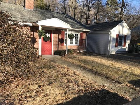 513 Maple St, Franklin, MA 02038 photo 1