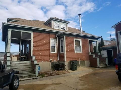 62 Queen St, Fall River, MA 02724 photo 4