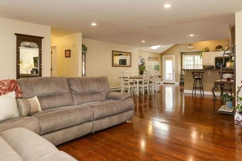 71 Walnut St, Barnstable, MA 02648 photo 9