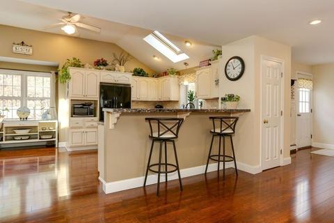 71 Walnut St, Barnstable, MA 02648 photo 6