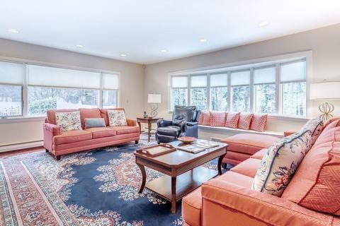 35 Upland Rd, Sharon, MA 02067 photo 5