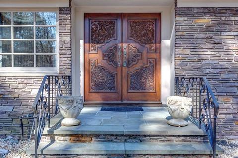 35 Upland Rd, Sharon, MA 02067 photo 3