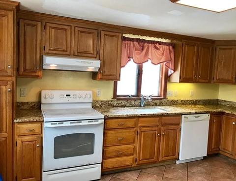 11 Brooks Rd, Salisbury, MA 01952 photo 2