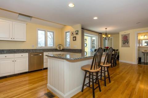 45 Chapelgate Rd, Canton, MA 02021 photo 9