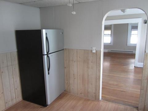 182 Hampden St, Springfield, MA 01151 photo 6