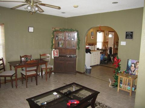 182 Hampden St, Springfield, MA 01151 photo 4
