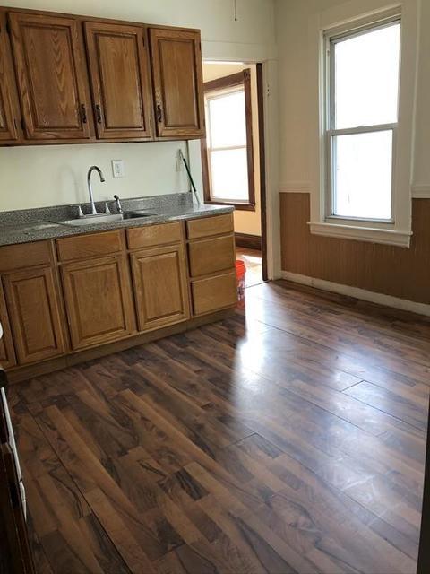 64 Scott St, Springfield, MA 01108 photo 8