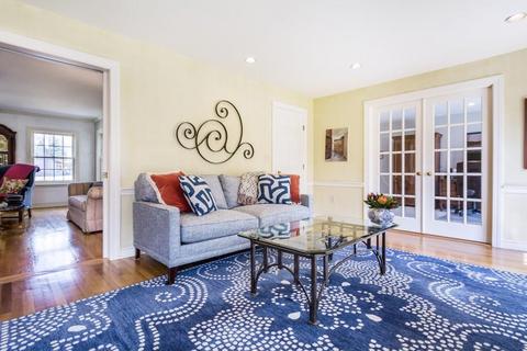 3 Arrowhead Ln, Milton, MA 02186 photo 6