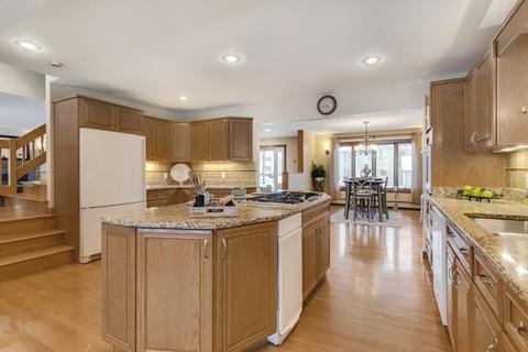 20 A St, Reading, MA 01867 photo 6