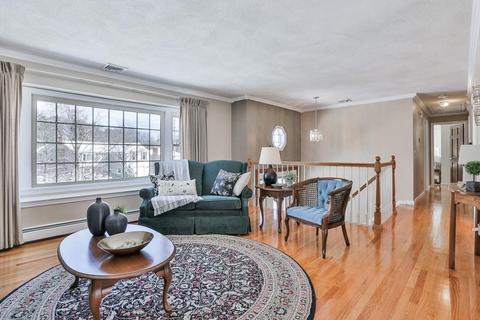 10 Aurele Cir, Reading, MA 01867 photo 4