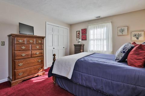 10 Aurele Cir, Reading, MA 01867 photo 12
