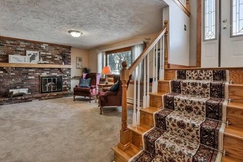 10 Aurele Cir, Reading, MA 01867 photo 17