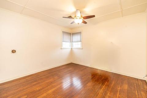 17 Eldridge St, Chicopee, MA 01013 photo 14