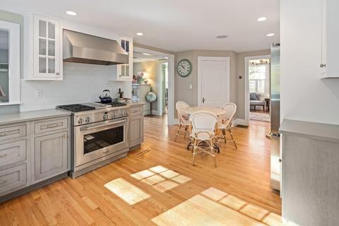 10 Garrison, Hingham, MA 02043 photo 4
