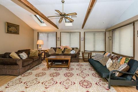 10 Coach Rd, Mansfield, MA 02048 photo 13