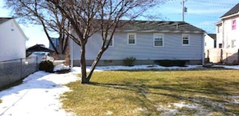38 Thomas St, Chicopee, MA 01013 photo 17