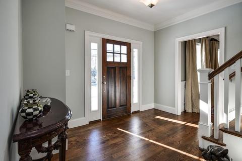 178 Cedar St, Wellesley, MA 02481 photo 3